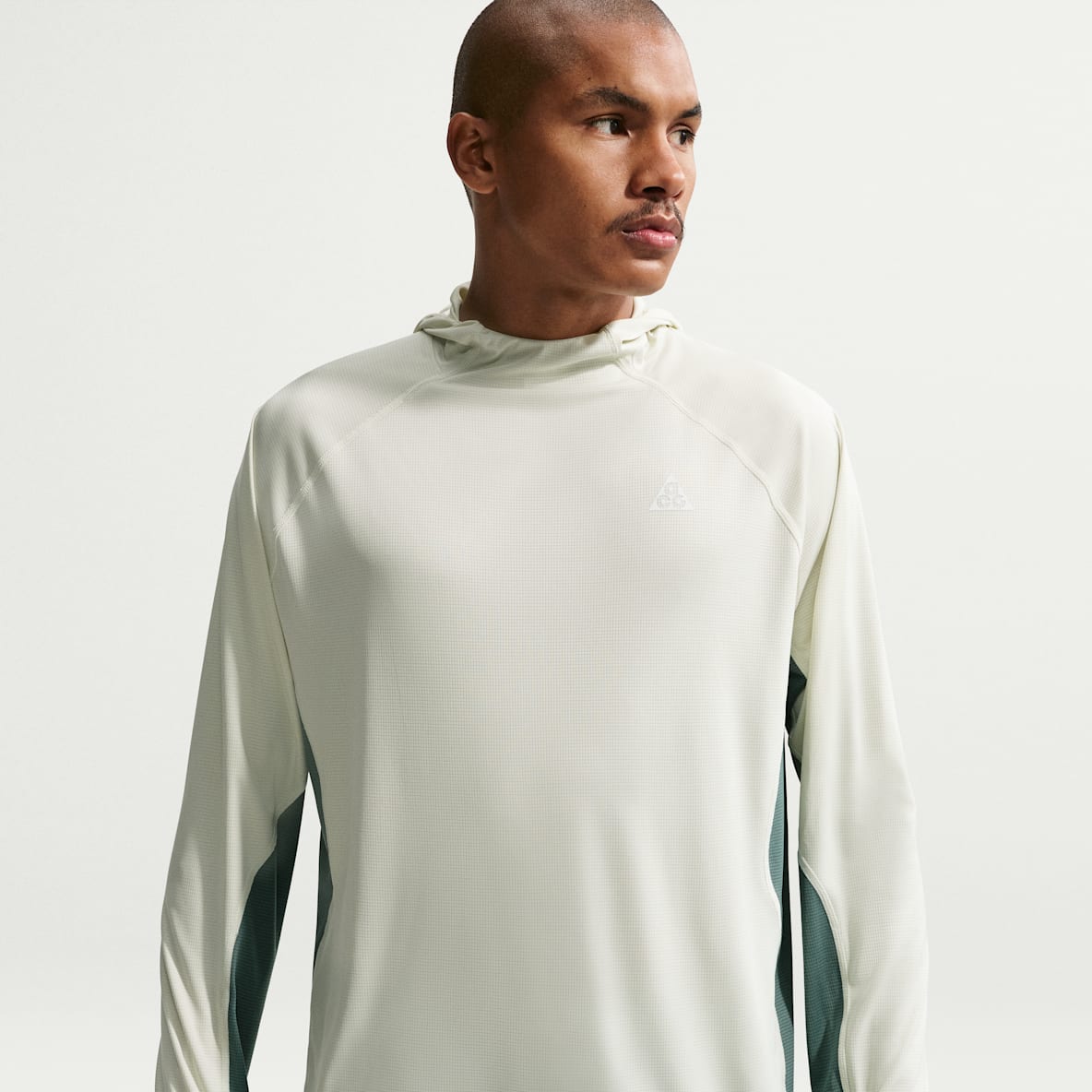 Nike ACG "Solar Chase" Men's Dri-FIT UV Protection Hooded Trail Running Top