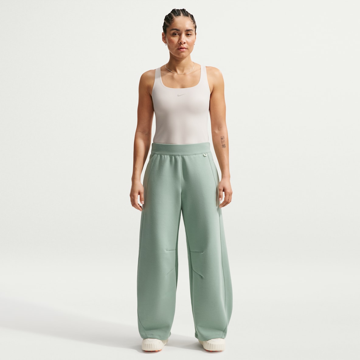 Nike 24.7 ImpossiblySoft Women's High-Waisted Wide-Leg Pants